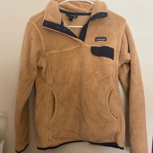 LIKE NEW PATAGONIA BUTTON UP